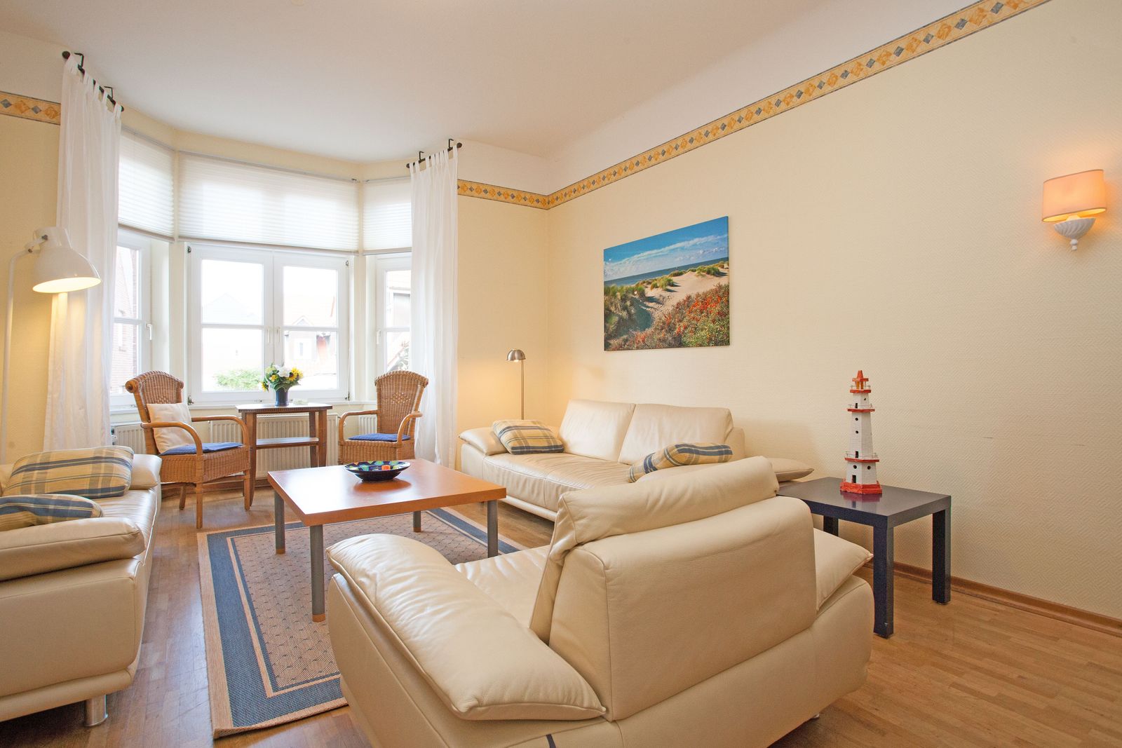 Wohnung 2 – 1. Obergeschoss mit hohen Decken